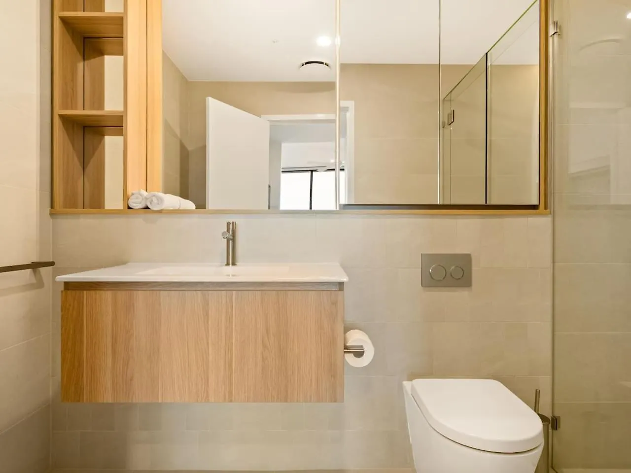 2Br West End Apt With Parking Walk To Convention Ctr Brisbane